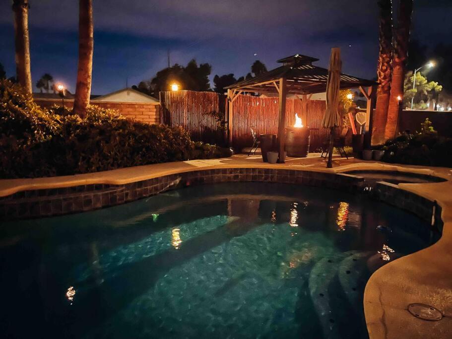 *Entertainment Villa* 5Min To Strip Optional Heated Pool Jacuzzi! Las Vegas Esterno foto
